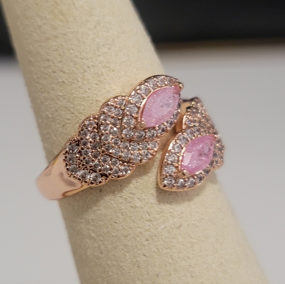 Bomb Party Ring - Picture 2 of 4